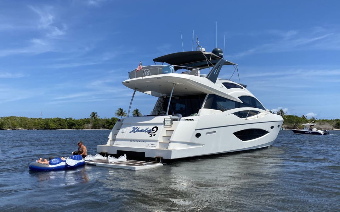 70 Numarine luxury charter yacht - 200 Admirals Cove Boulevard, Jupiter, FL, USA