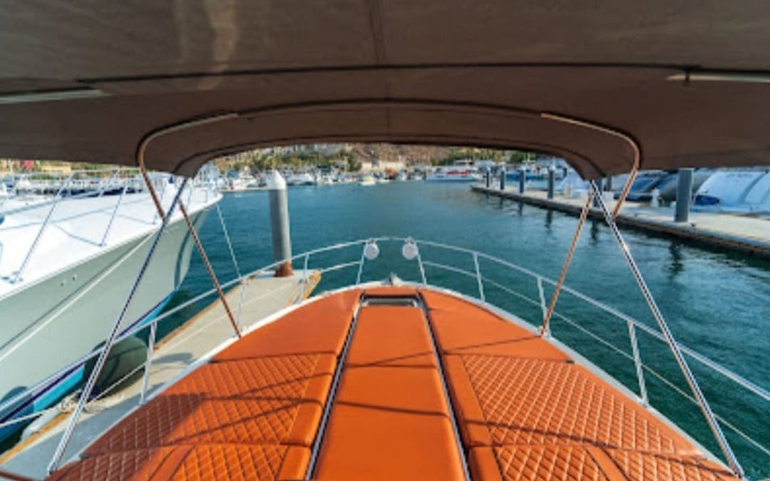 40 Sea Ray luxury charter yacht - Cabo San Lucas, BCS, Mexico