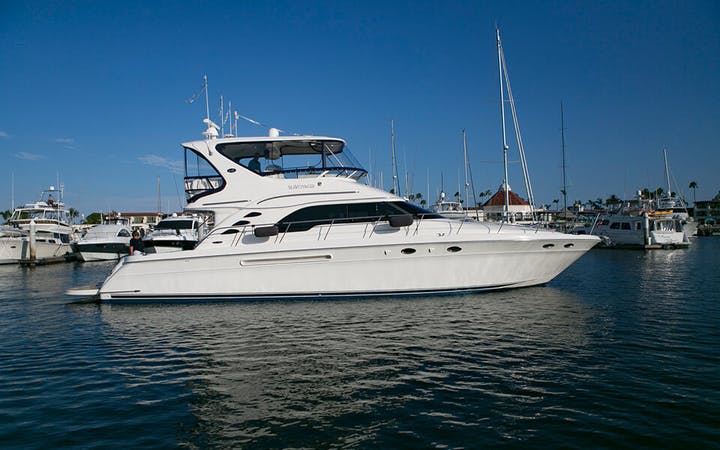 60 Sea Ray luxury charter yacht - San Diego, CA, USA