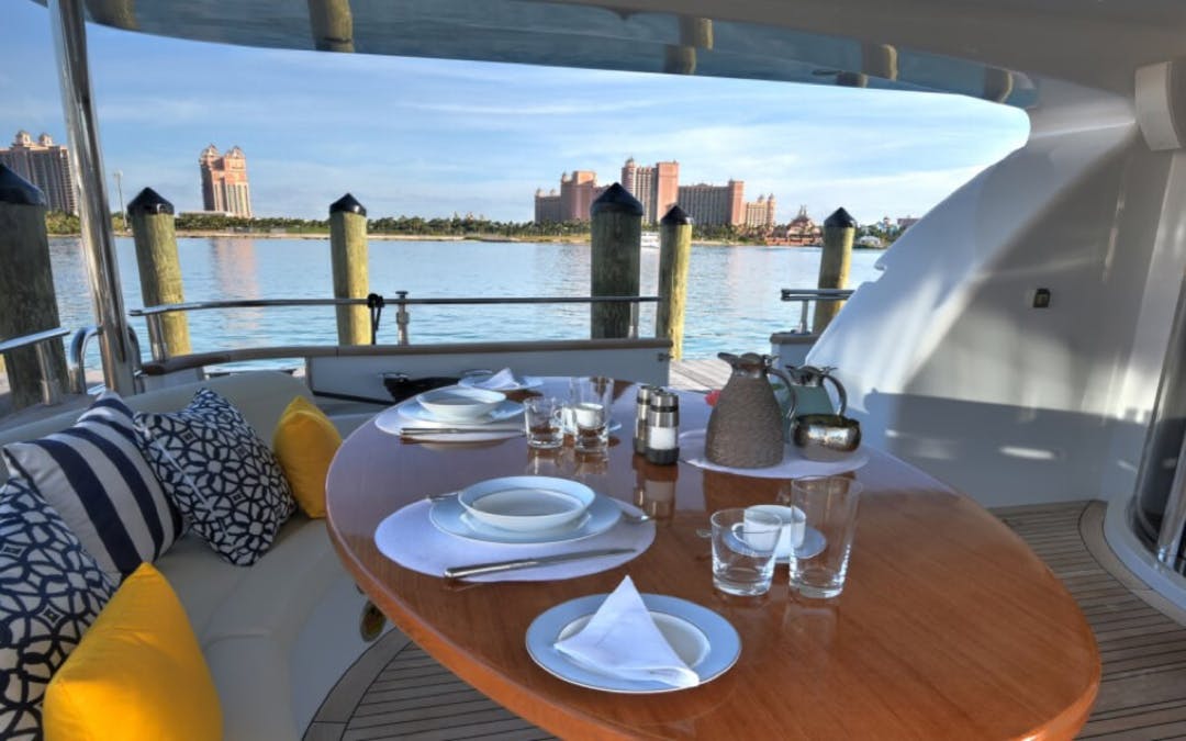 85 Azimut luxury charter yacht - Marina del Rey, CA, USA