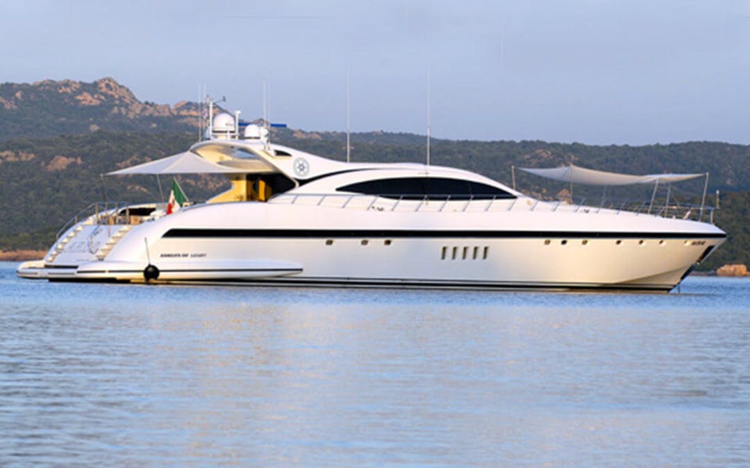 92' Mangusta luxury charter yacht - Sardinia
