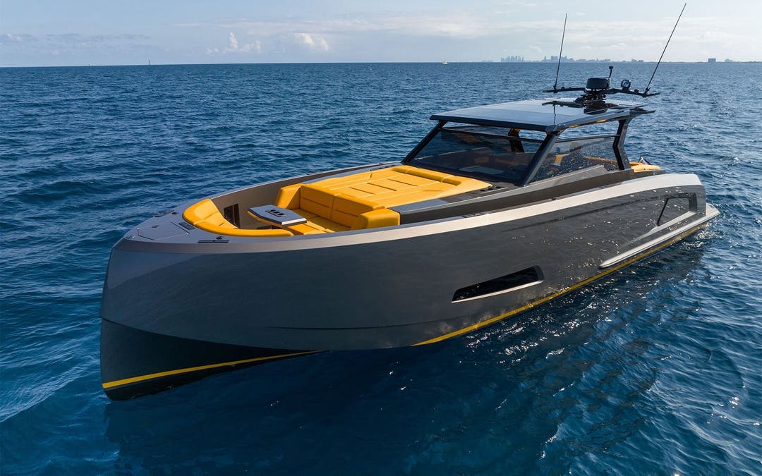 45 Vanquish luxury charter yacht - Hamptons, NY, USA