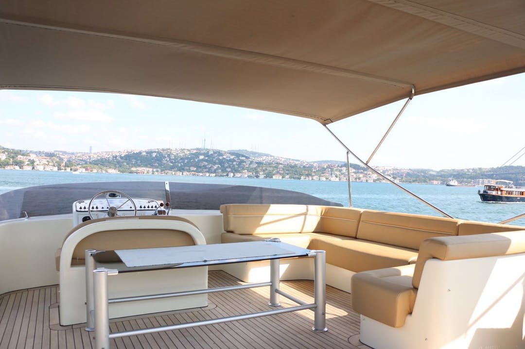 60 Pirlant luxury charter yacht - Kuruçeşme Mahallesi, Beşiktaş/İstanbul, Turkey