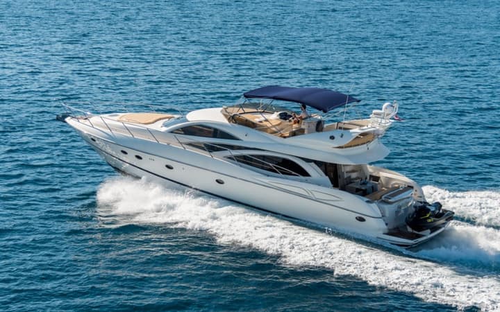 70 Sunseeker Manhattan luxury charter yacht - Marina Baotić, Don Petra Špike, Seget Donji, Croatia