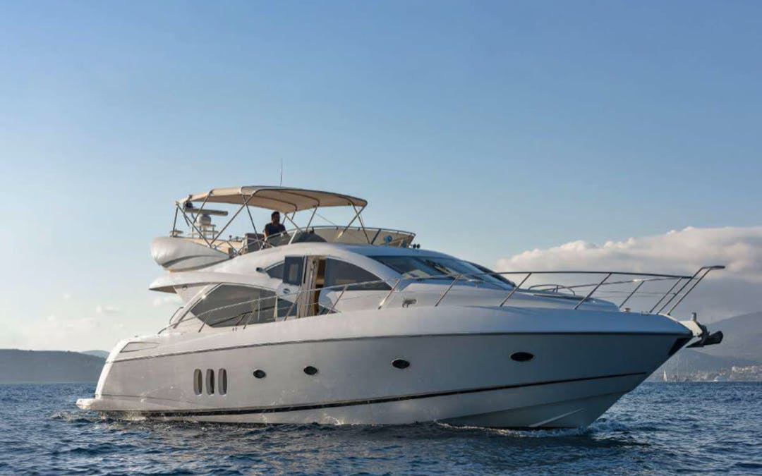 60 Sunseeker luxury charter yacht - Platys Gialos, Greece