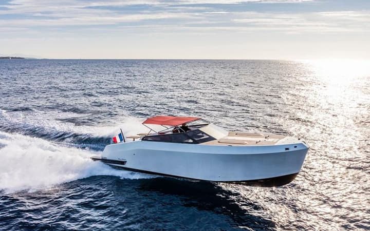 38 Mazu luxury charter yacht - Cap-d'Ail, France