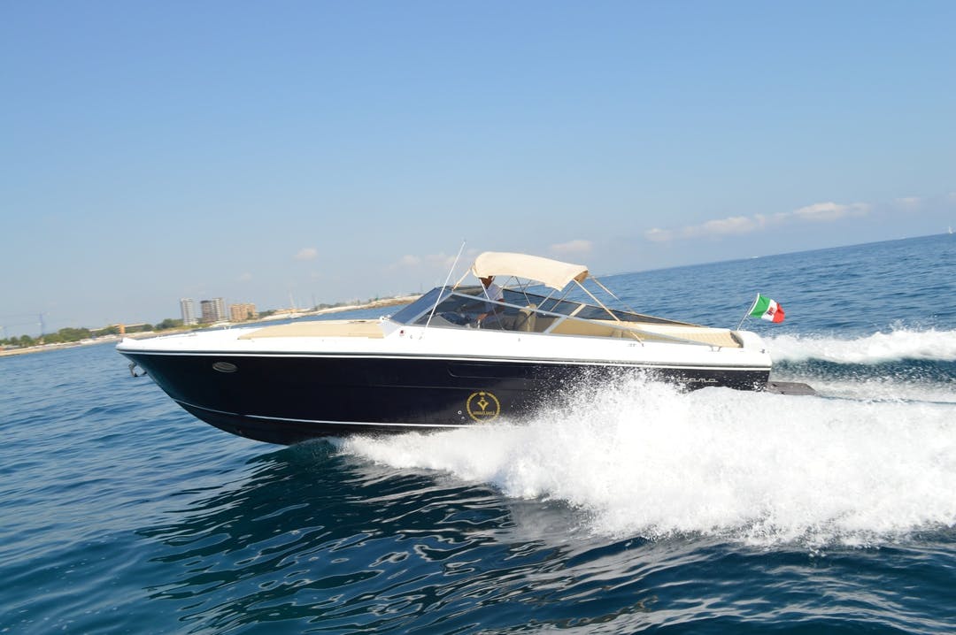 40 Itama luxury charter yacht - Amalfi Harbor Marina Coppola, Piazzale dei Protontini, Amalfi, SA, Italy