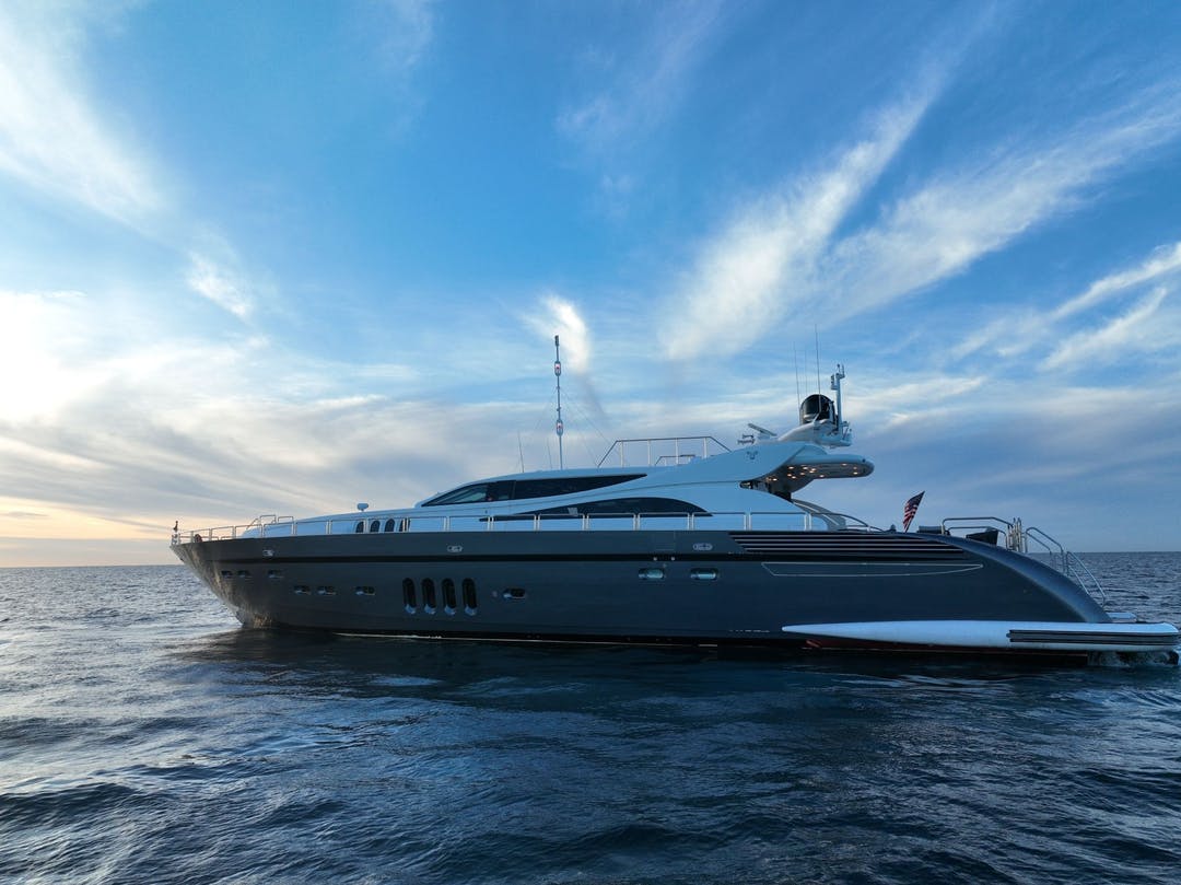 112 Leopards luxury charter yacht - Cabo San Lucas, BCS, Mexico