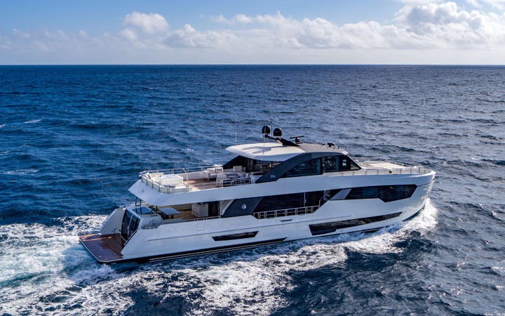 98 Ocean Alexander luxury charter yacht - Palm Beach, FL, USA