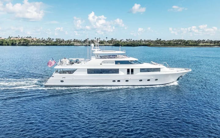112 Westport luxury charter yacht - Nassau, The Bahamas