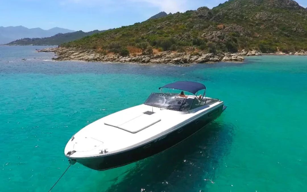 40 Itama luxury charter yacht - Santa Margherita Ligure, Metropolitan City of Genoa, Italy