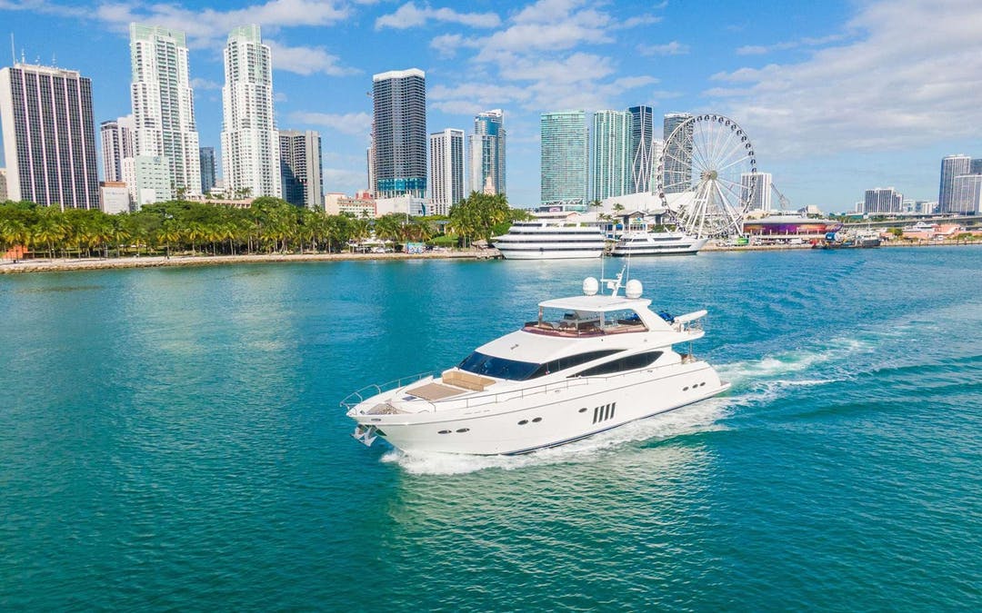 85' Princess, UK luxury charter yacht - Nassau, The Bahamas - 1