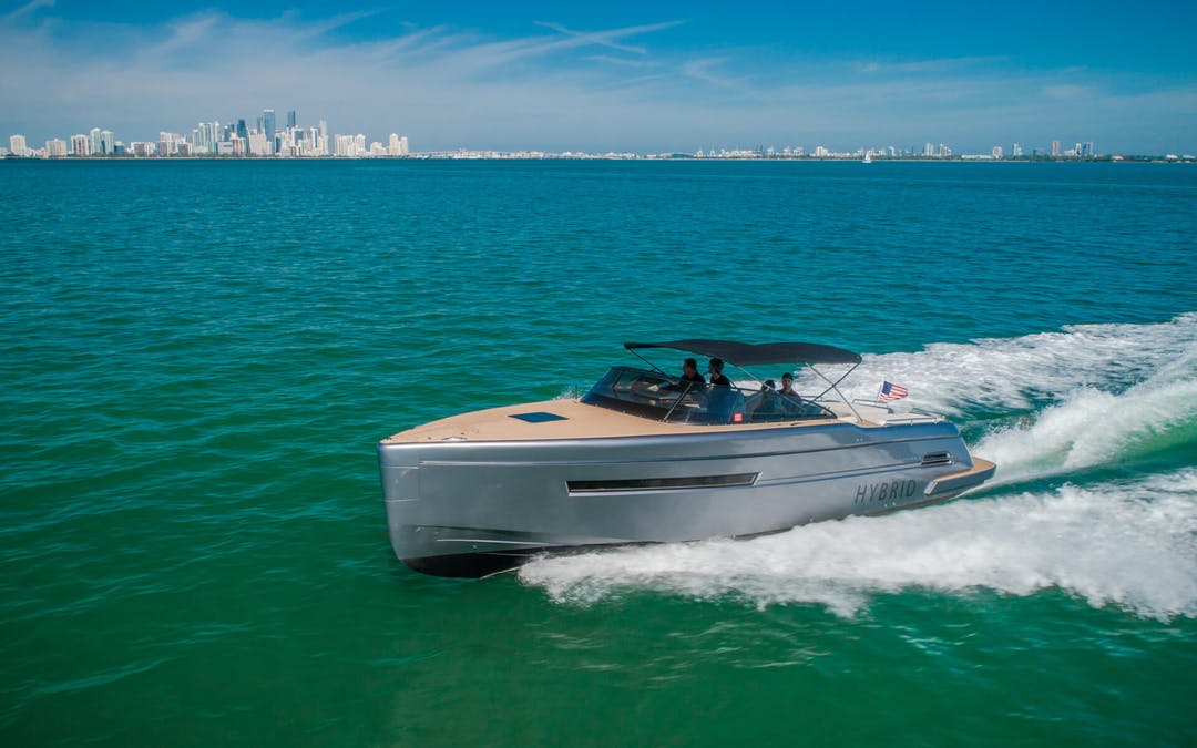 36' Canard Luxury Yacht for Charter in Miami, FL - Image 45