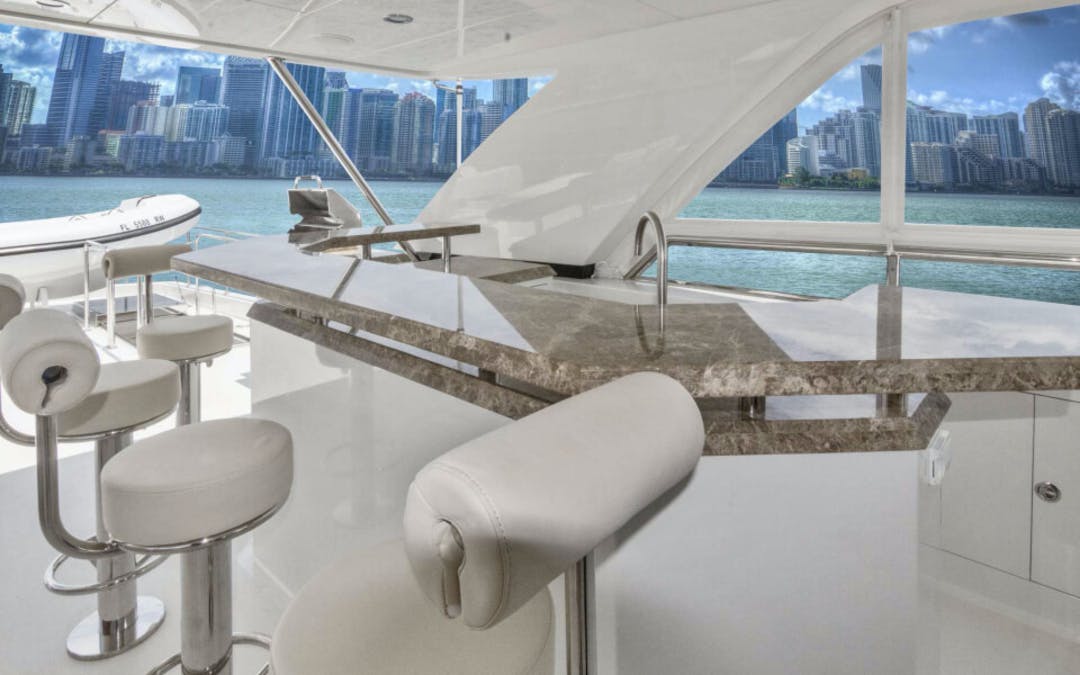 85 Ocean Alexander luxury charter yacht - Fort Lauderdale, FL, USA