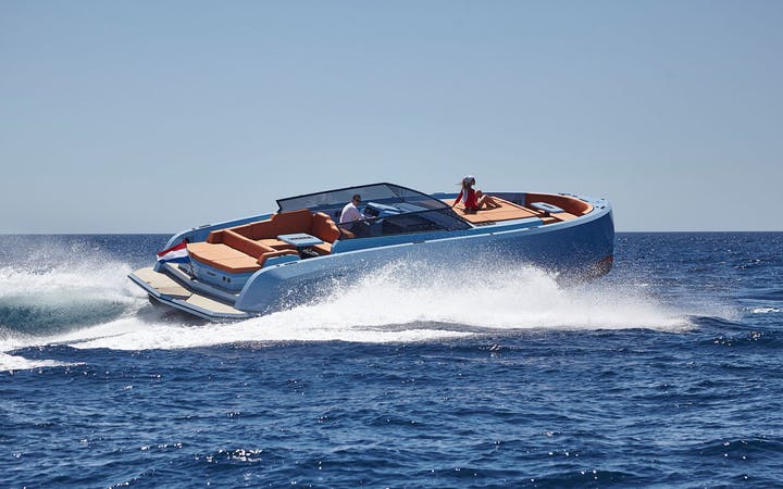 45 Vanquish luxury charter yacht - Golfo Aranci, Province of Sassari, Italy