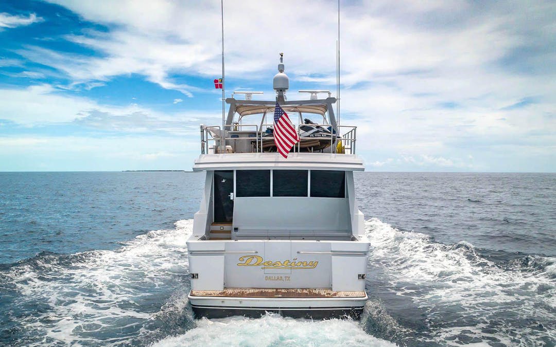 98' Westship luxury charter yacht - Nassau, The Bahamas - 2