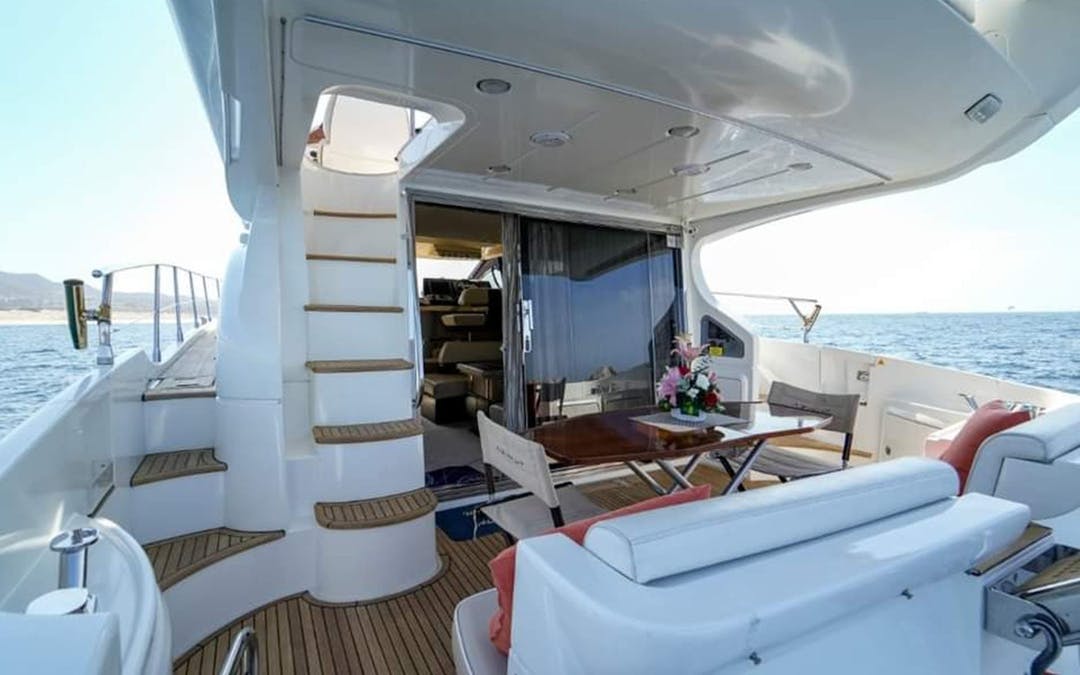 50 Azimut luxury charter yacht - Cabo San Lucas, BCS, Mexico