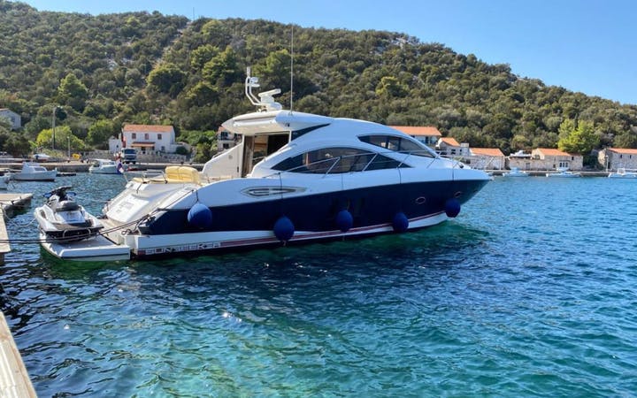 52 Sunseeker luxury charter yacht - Hvar, Croatia