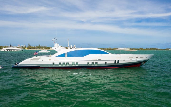 120 Tecnomar luxury charter yacht - Island Gardens, MacArthur Causeway, Miami, FL, USA