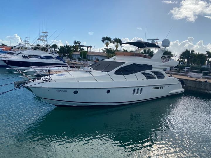 55 Azimut luxury charter yacht - Cumayasa, La Romana, Dominican Republic