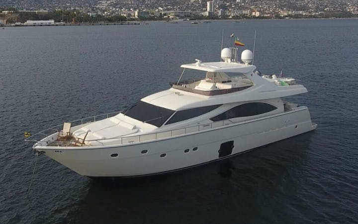 85 Ferretti luxury charter yacht - La Paz, Baja California Sur, Mexico