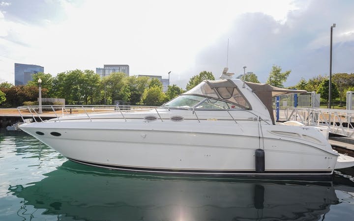 38 Sea Ray luxury charter yacht - Burnham Harbor, East Waldron Drive, Chicago, IL, USA