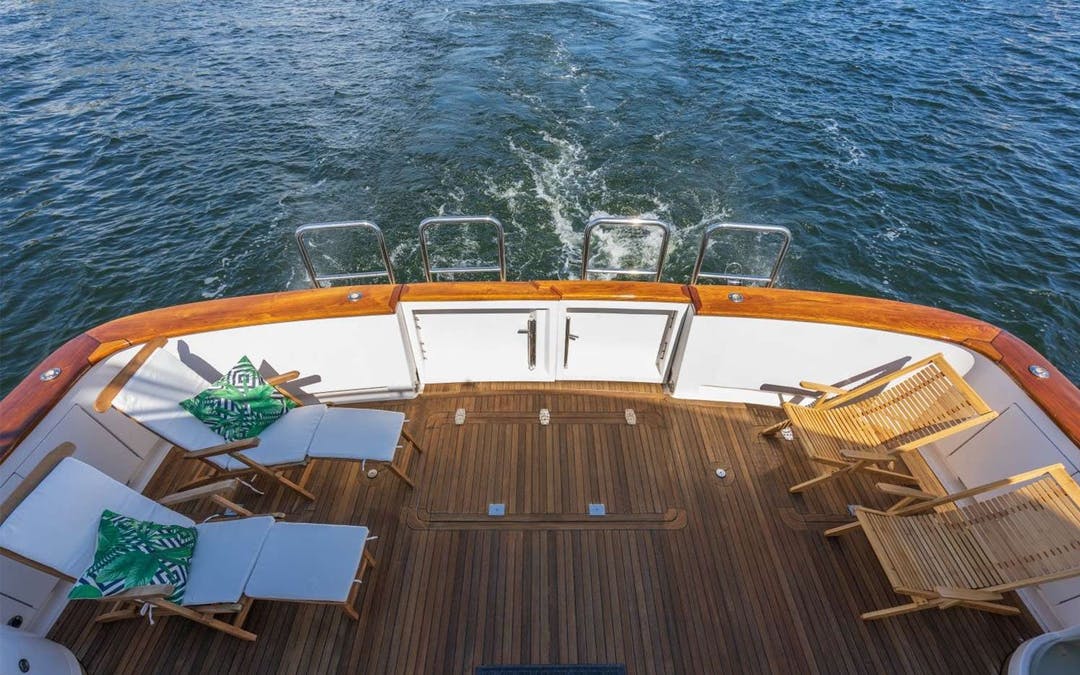 92 Paragon luxury charter yacht - Newport, RI, USA