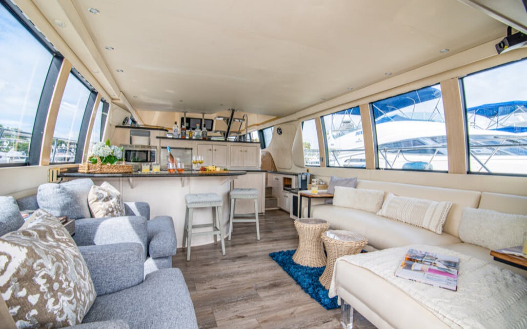 60 Carver luxury charter yacht - Marina del Rey, CA, USA