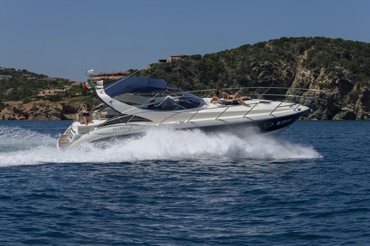 39 Azimut luxury charter yacht - Sardinia, Italy