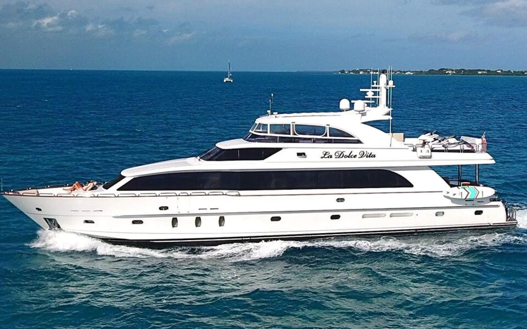 100 Hargrave luxury charter yacht - Nassau, The Bahamas