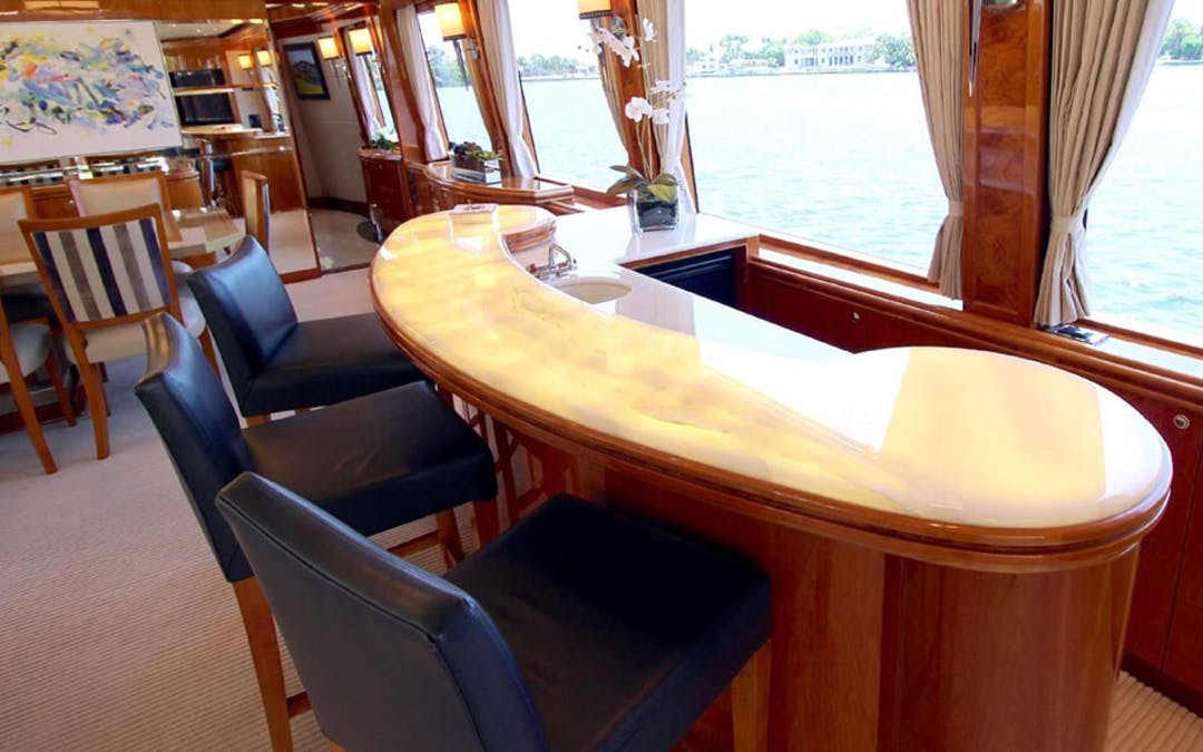 100 Hargrave luxury charter yacht - Nassau, The Bahamas