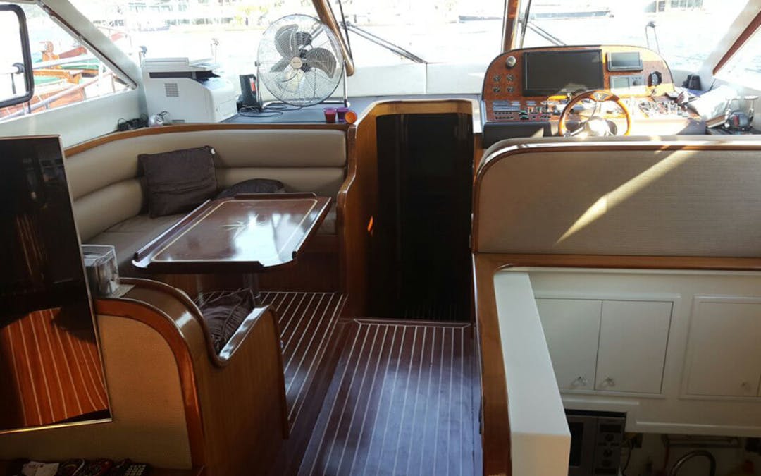 72 Vicem luxury charter yacht - Kuruçeşme Mahallesi, Beşiktaş/İstanbul, Turkey