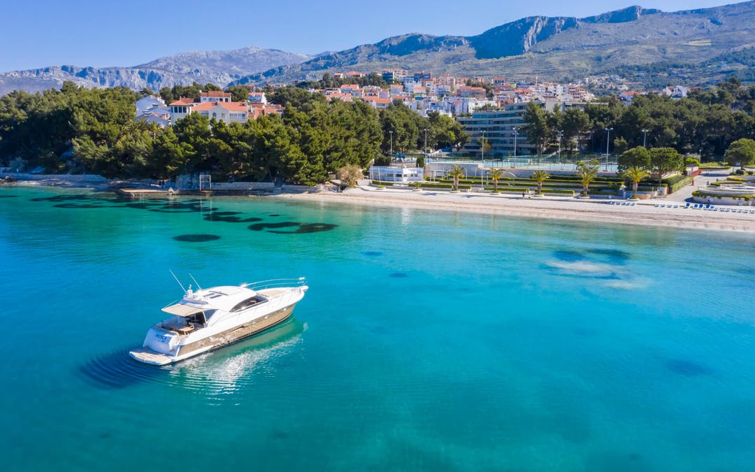 50 Riviera luxury charter yacht - Marina Lav, Grljevačka ulica 2a, Podstrana, Croatia