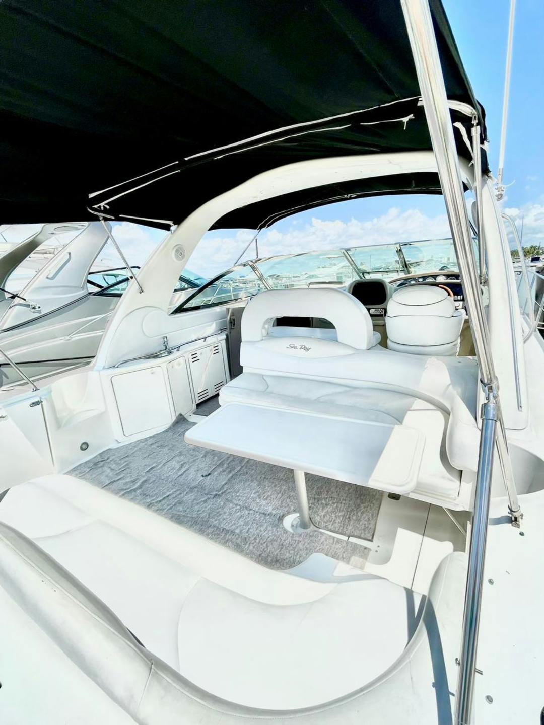 44' Sea Ray luxury charter yacht - Cancún, Mexico - 3