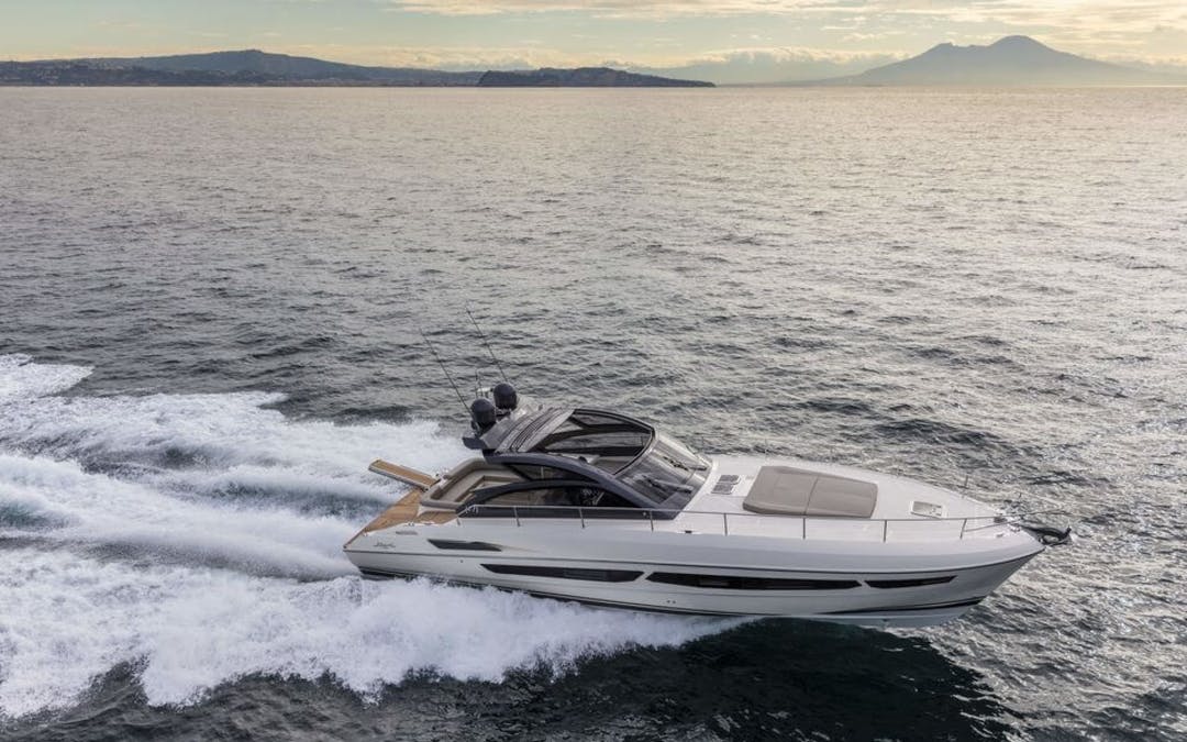 50 Fiart luxury charter yacht - Corso Alcide de Gasperi, 313, 80053 Castellammare di Stabia, NA, Italy