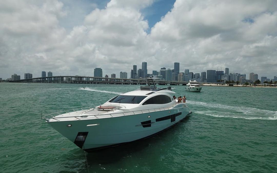 92 Lazzara luxury charter yacht - Nassau, The Bahamas
