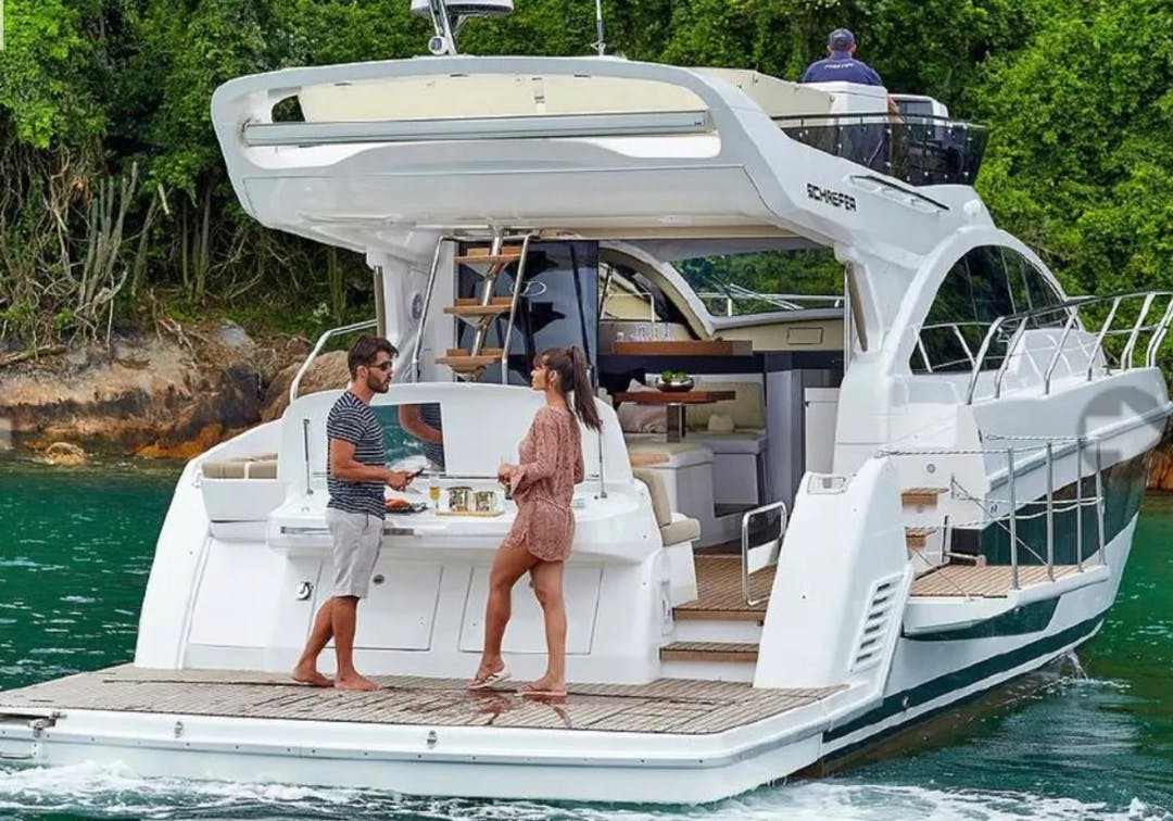 51 Schaefer luxury charter yacht - Naples, FL, USA
