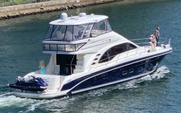 55' Sea Ray Sedan luxury charter yacht - 251 Ocean Blvd, Boca Raton, FL, USA