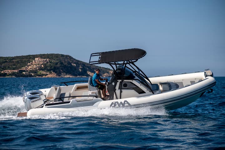 30 BWA luxury charter yacht - Sardinia, Italy