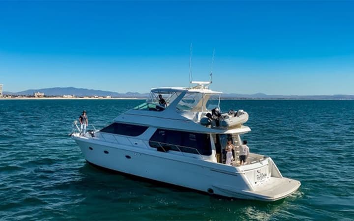 53 Carver luxury charter yacht - 1561 Shelter Island Dr, San Diego, CA 92106, USA