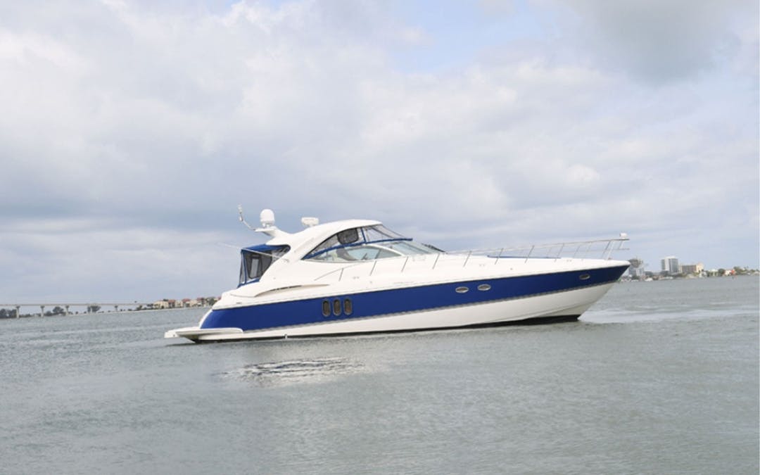 53 Cruisers luxury charter yacht - 601 S Harbour Island Blvd, Tampa, FL 33602, USA