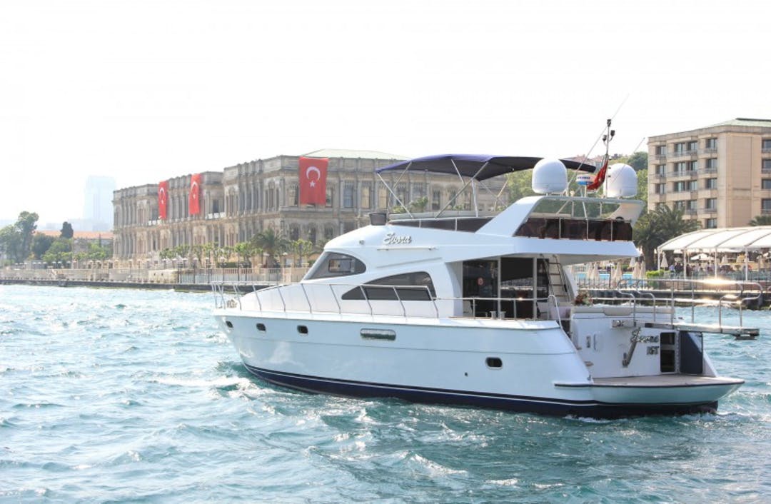 60 NUH luxury charter yacht - Kuruçeşme Mahallesi, Beşiktaş/İstanbul, Turkey
