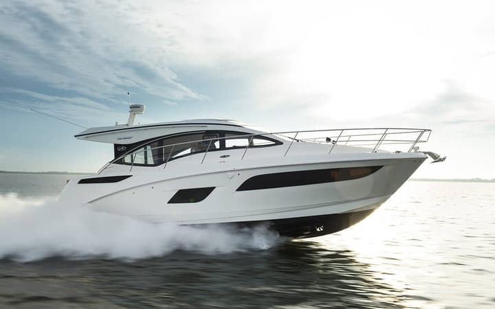 32 Sundancer luxury charter yacht - Mill Creek Marina, Noyack Road, Sag Harbor, NY, USA