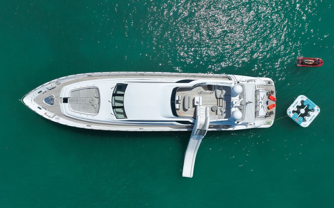 105 Leopard luxury charter yacht - Miami Beach Marina, Alton Road, Miami Beach, FL, USA