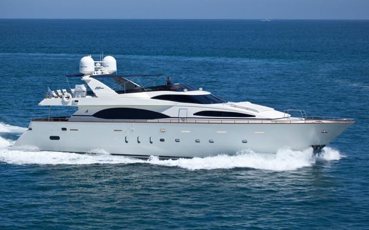 100' Azimut luxury charter yacht - Cabo San Lucas, Baja California Sur, Mexico