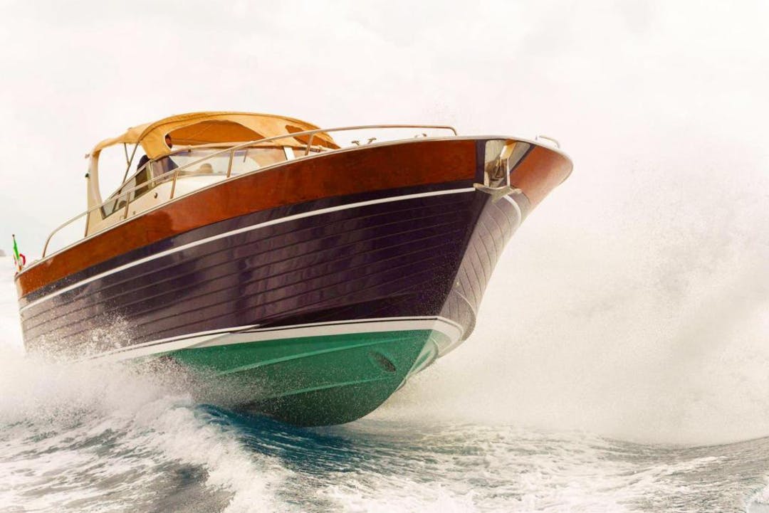 36 Apreamare luxury charter yacht - Amalfi, SA, Italy