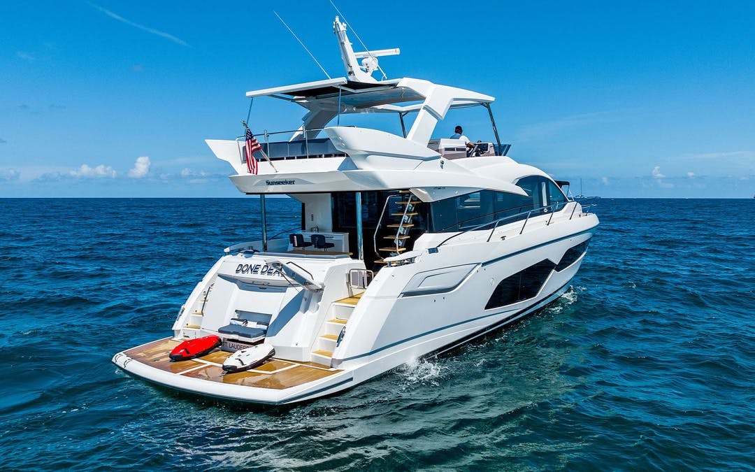 68 Sunseeker luxury charter yacht - Duffy's Sports Grill, Northeast 163rd Street, North Miami Beach, FL, USA