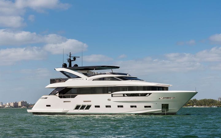 86' Dreamline luxury charter yacht - Nassau, The Bahamas