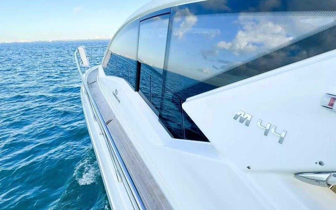 44 Cranchi luxury charter yacht - 4000 Crandon Blvd, Key Biscayne, FL 33149, USA