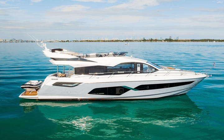 68 Sunseeker luxury charter yacht - Belmont Harbor, Chicago, IL, USA